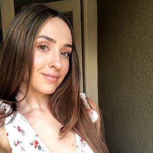 Meet your Posher, Chrissy